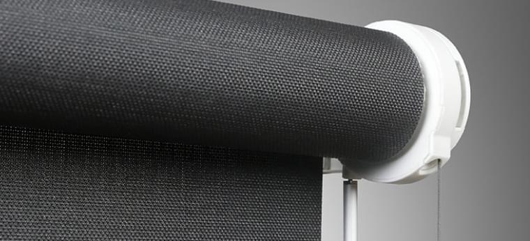 Roller Shades operation-1